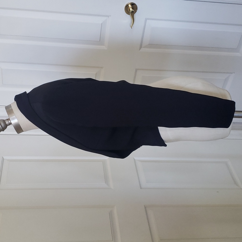H&M Black Cropped Tuxedo Blazer Jacket Size 4 Structured - Picture 4 of 9